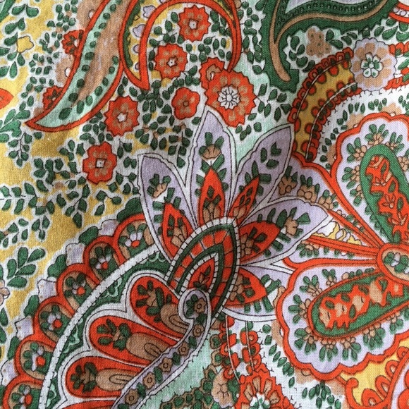 LEYLIE | Breezy lightweight blouse - Picture 4 of 4